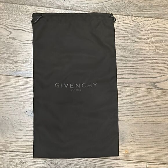 Givenchy Paris new dust-bag purse protector drawstring - Picture 1 of 3